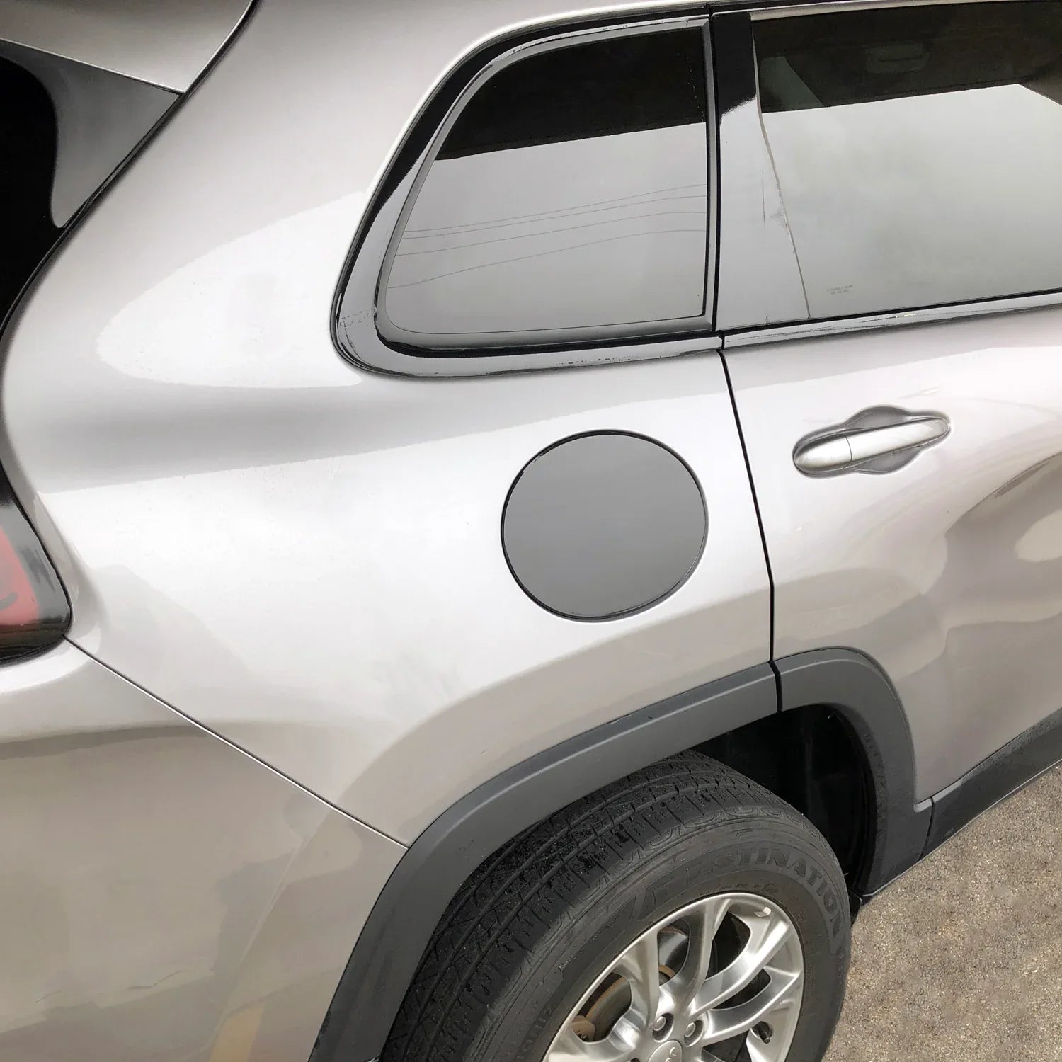 2019-2023 Jeep Cherokee | Gas Cap PreCut Vinyl Wrap