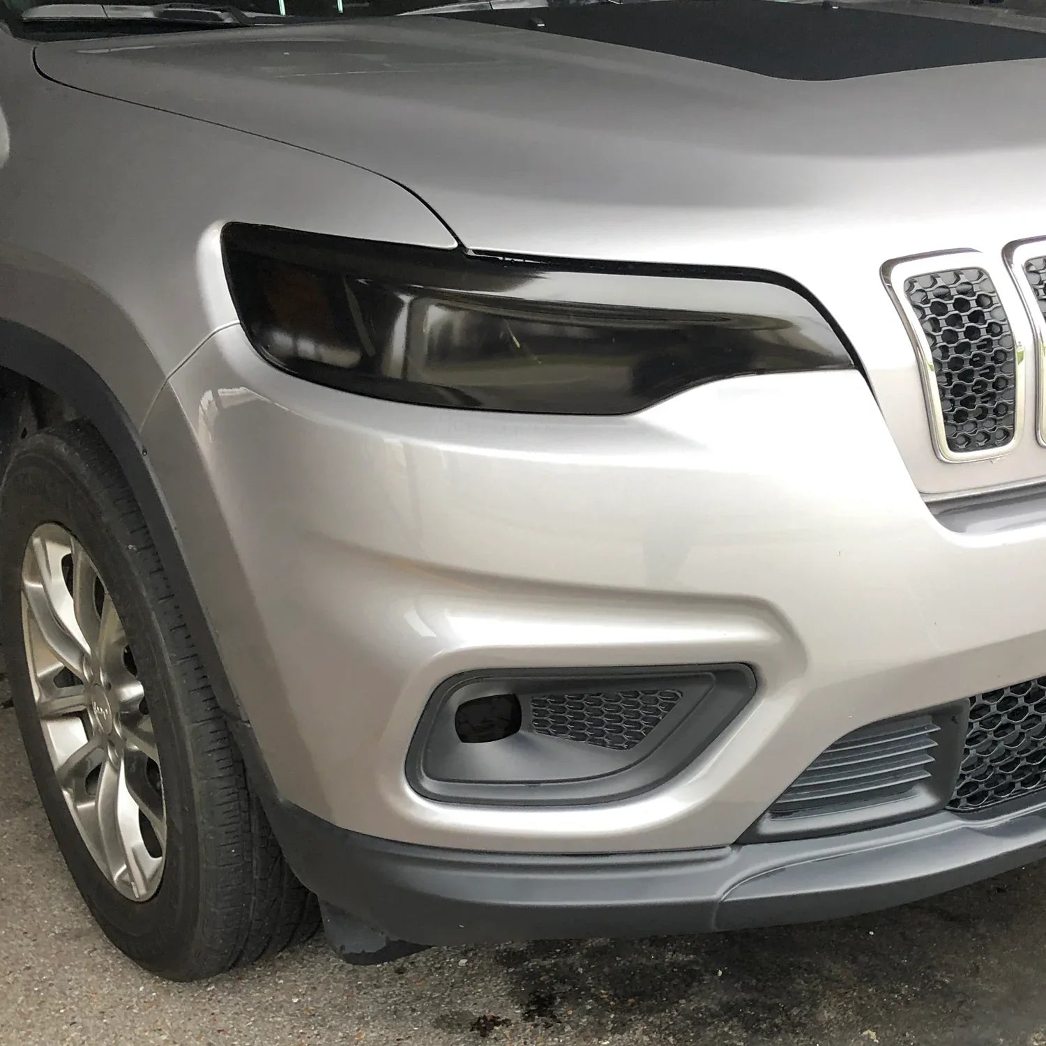 2019-2023 Jeep Cherokee | Headlight PreCut Tint Overlays