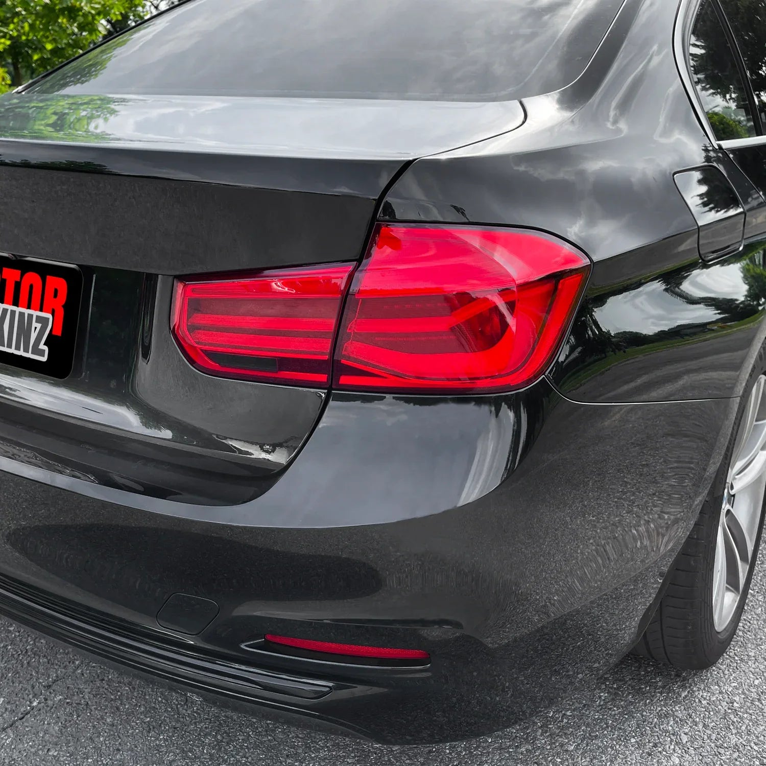 2016-2018 BMW 3 Series F30 Sedan | Reverse Light PreCut Tint Overlays
