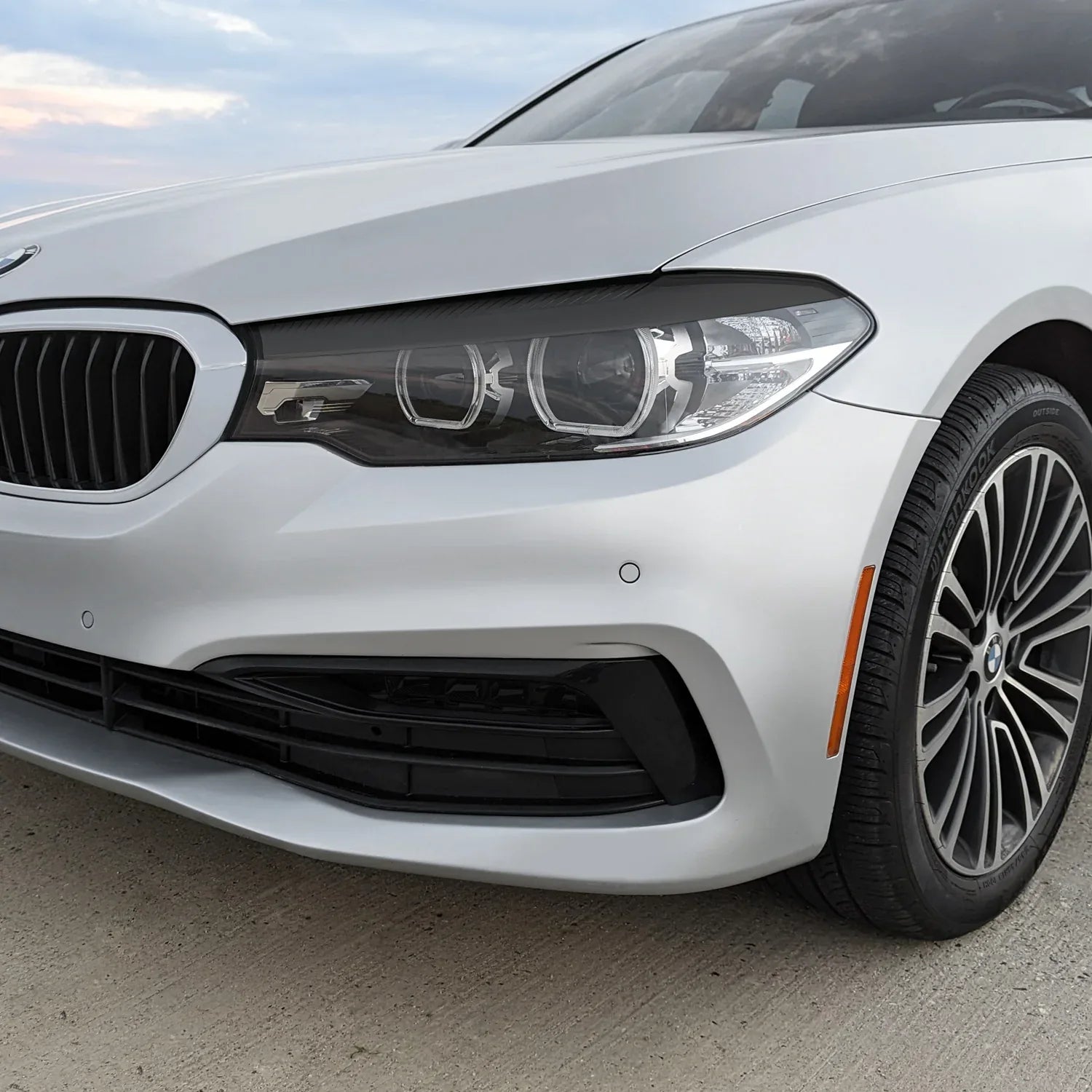 2017-2020 BMW 5 Series G30 | Headlight Eyelid PreCut Vinyl Overlays