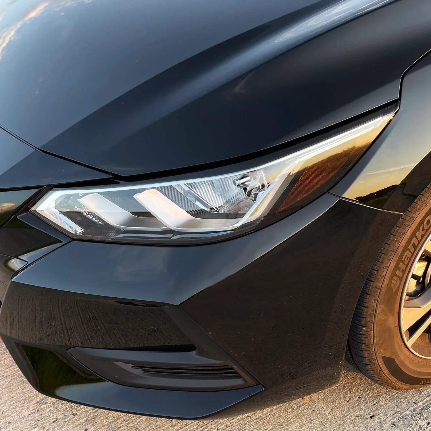 2020-2023 Nissan Sentra | Headlight Eyelid PreCut Vinyl Overlays