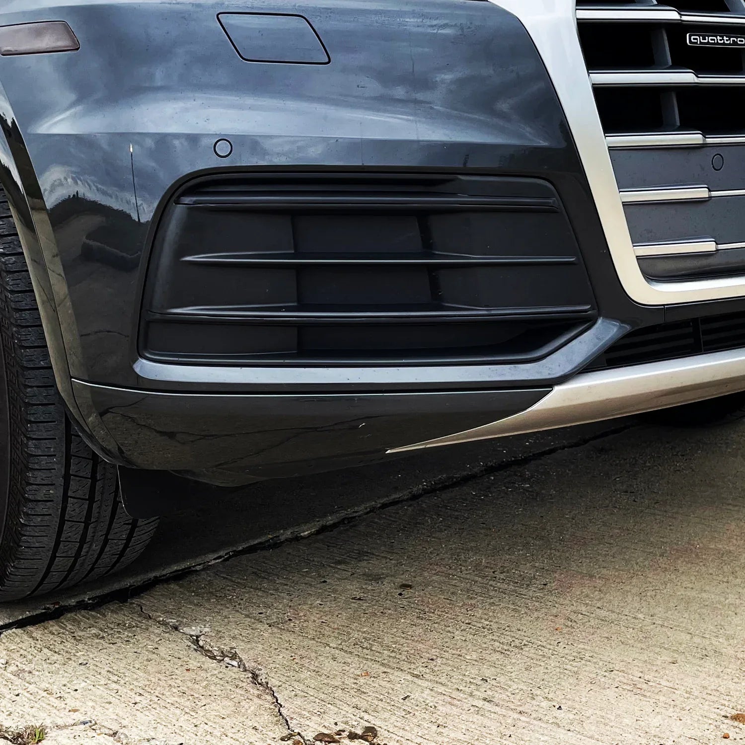 2018-2020 Audi Q5 | Front Bumper Side Grill Trim Chrome Delete PreCut Vinyl Wrap