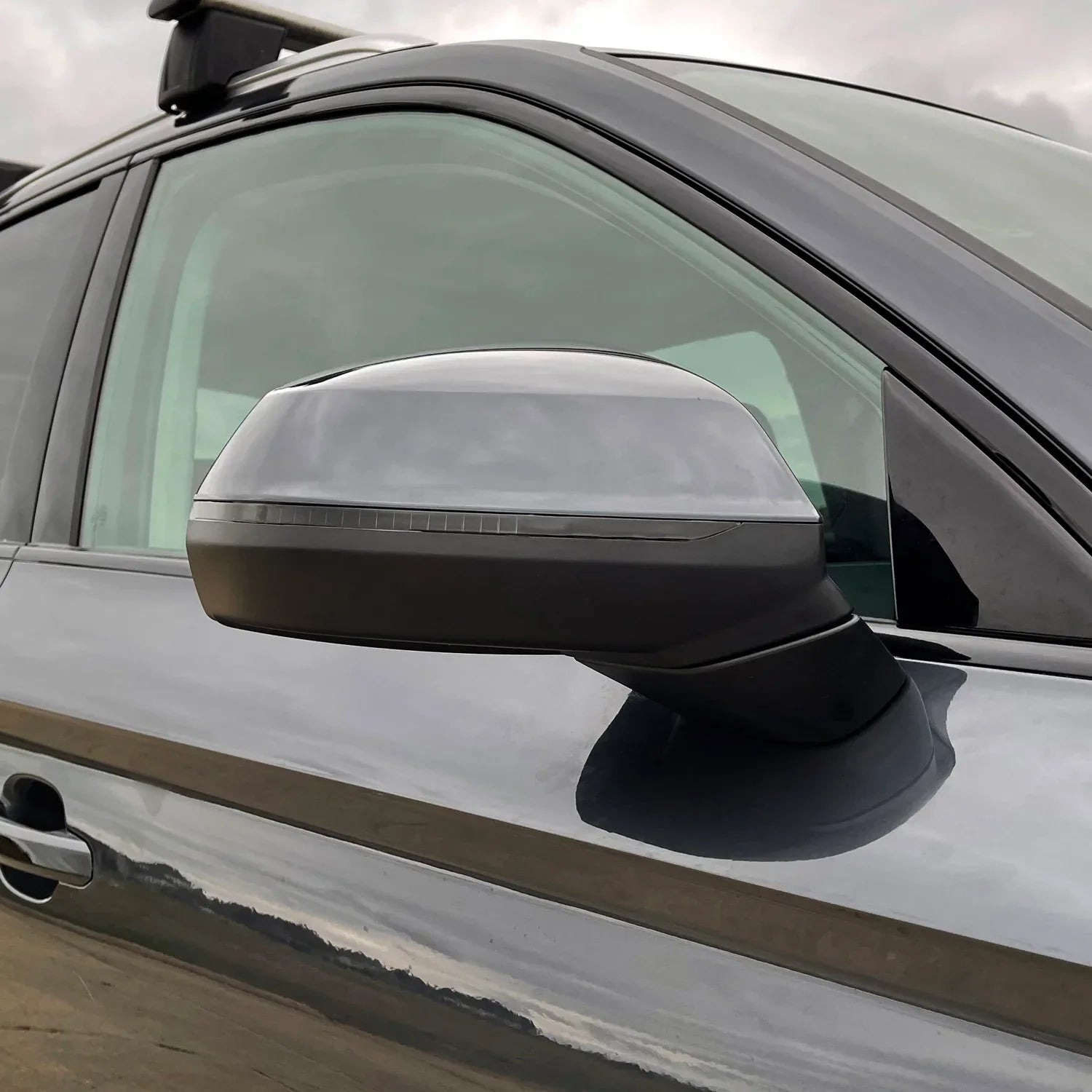 2018-2020 Audi Q5 | Mirror Turn Signal PreCut Tint Overlays