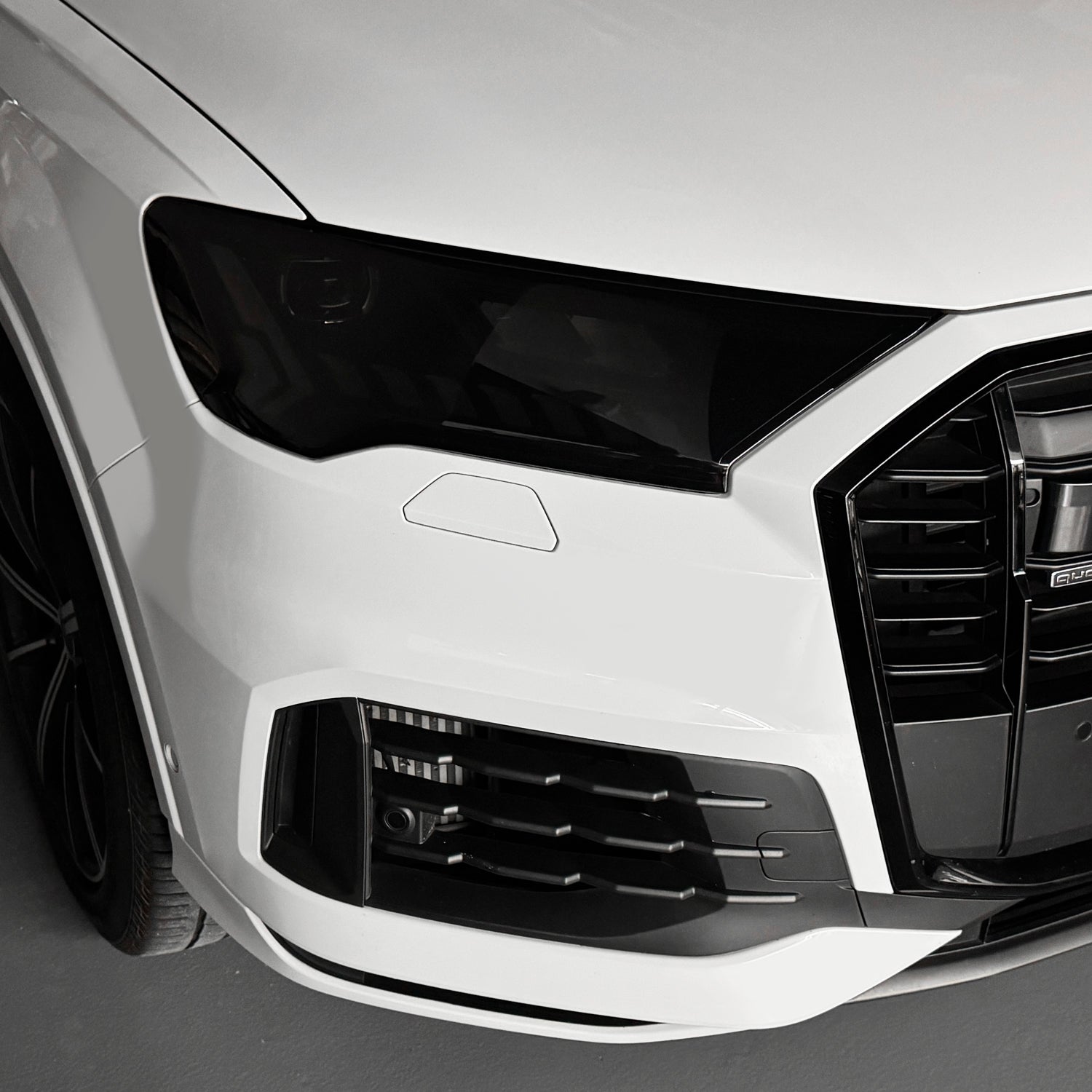 2020-2024 Audi Q7 | Headlight PreCut Tint Overlays