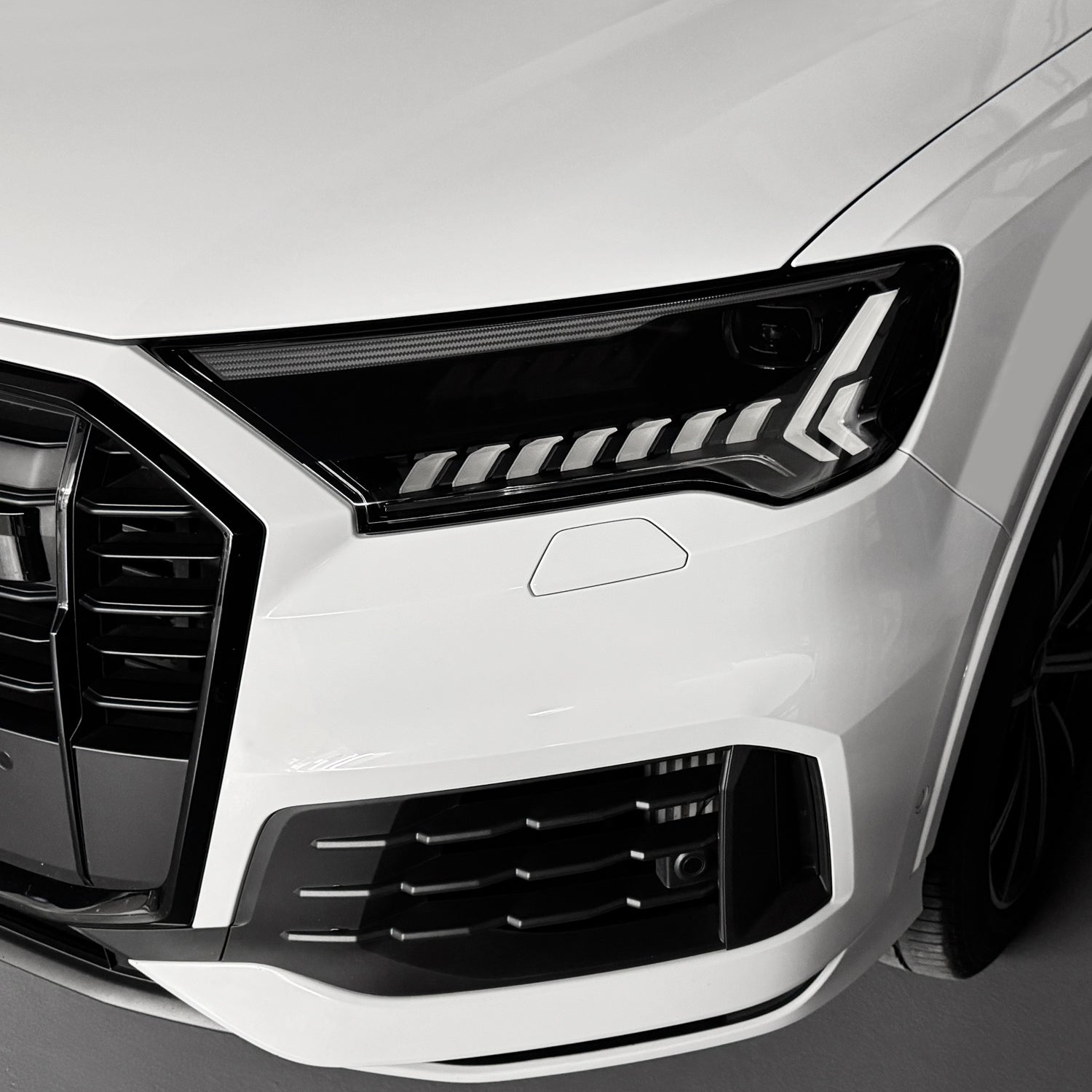 2020-2024 Audi Q7 | Matrix Headlight DRL Cutout PreCut Tint Overlays