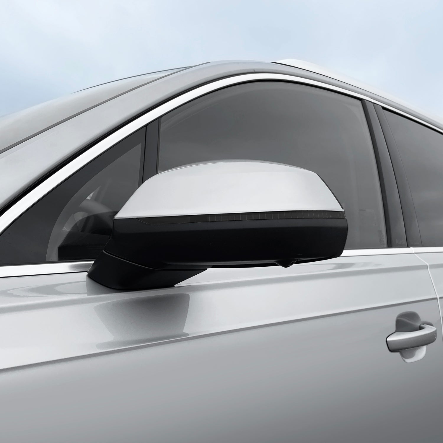 2020-2024 Audi Q7 | Mirror Turn Signal PreCut Tint Overlays