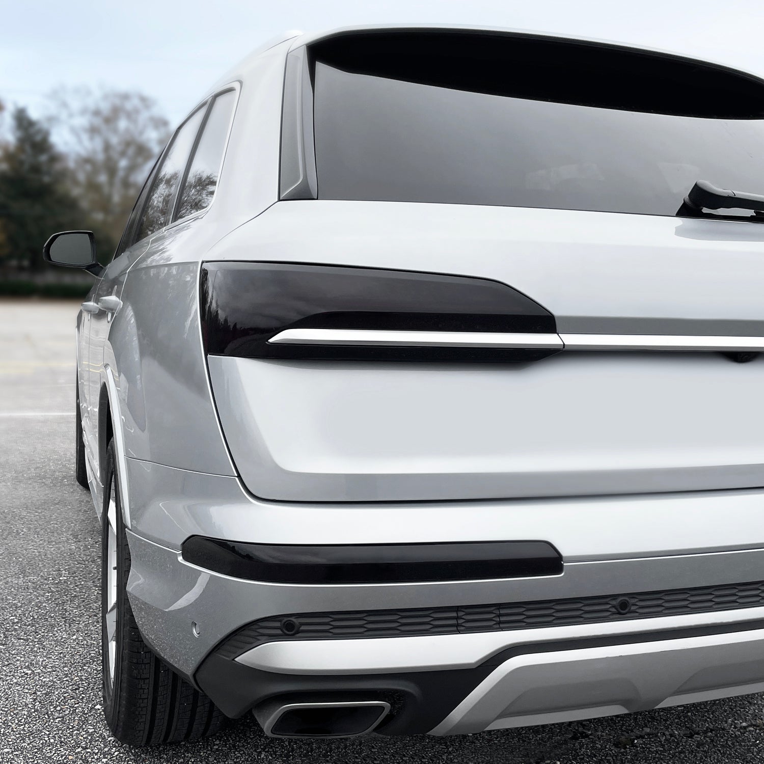2020-2024 Audi Q7 | Tail Light PreCut Tint Overlays