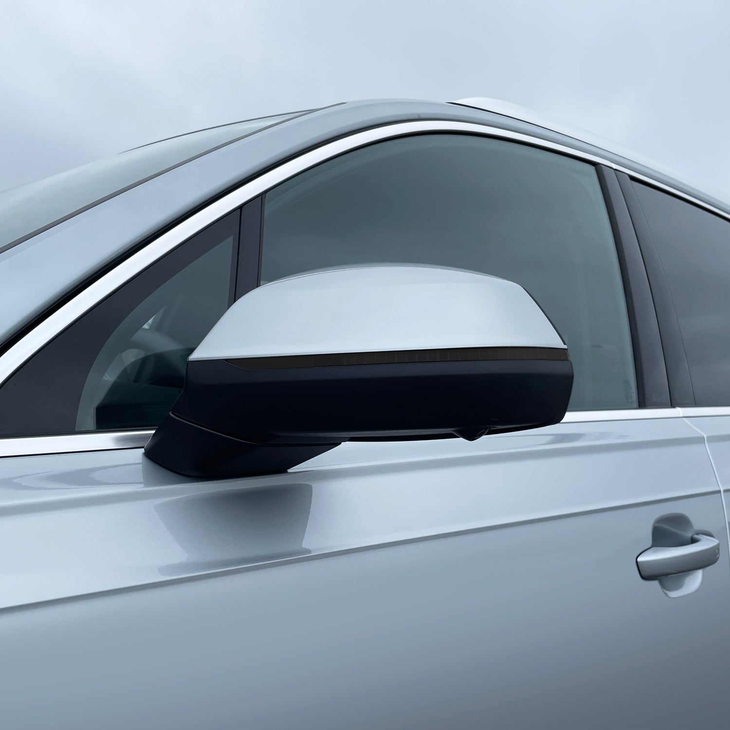 2025-2026 Audi Q7 | Mirror Turn Signal PreCut Tint Overlays