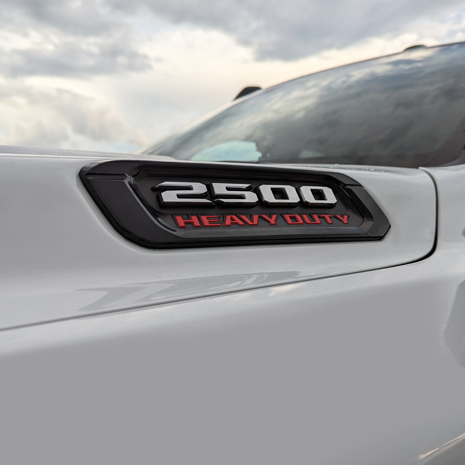 2019-2024 Dodge Ram 2500 | Hood Emblem Trim Chrome Delete PreCut Vinyl Wrap