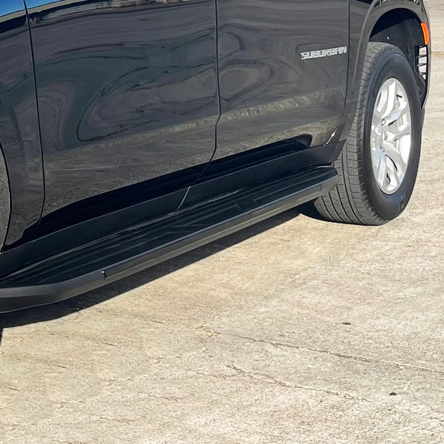 2021-2023 Chevrolet Suburban | Running Board Trim Chrome Delete PreCut Vinyl Wrap