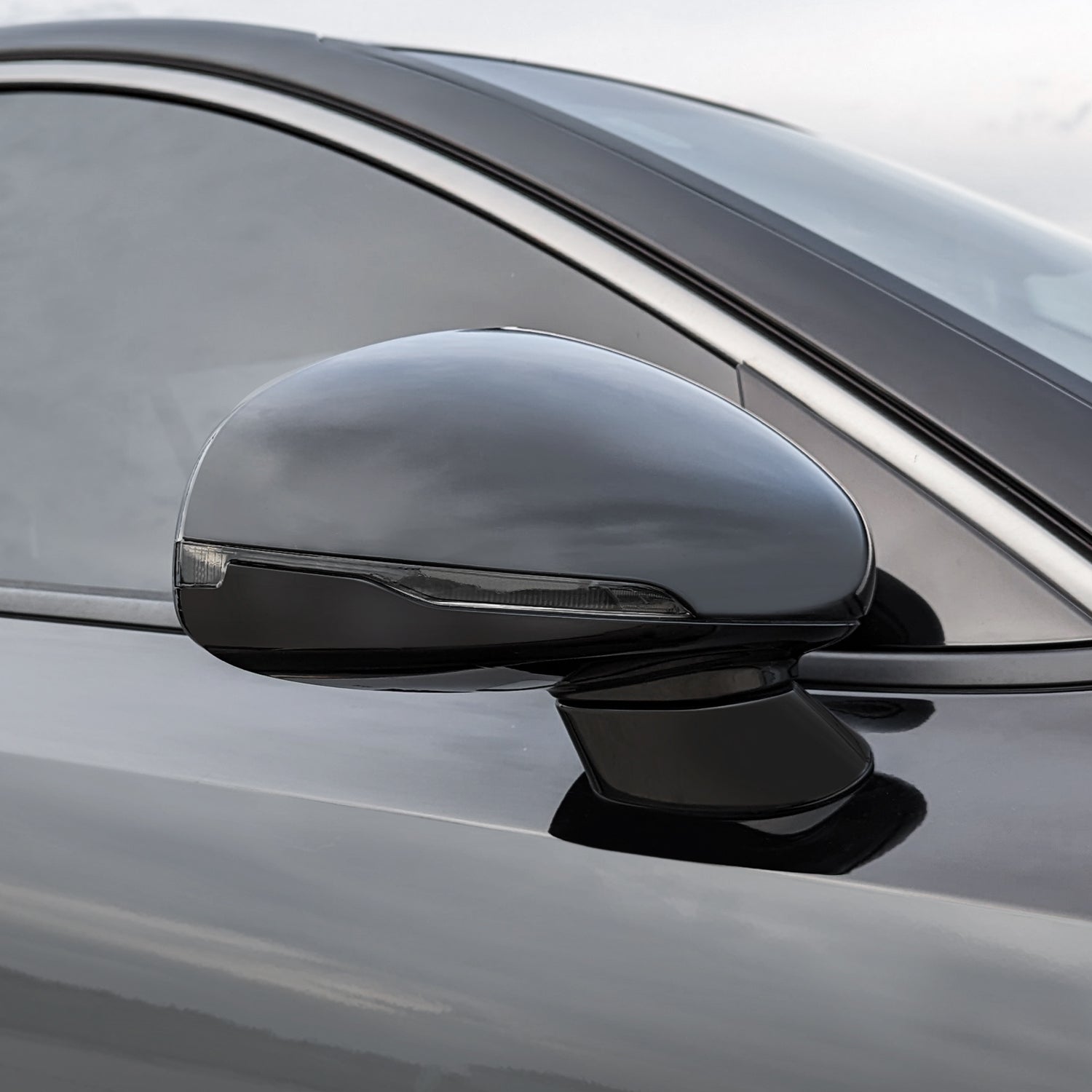 2018-2023 Kia Stinger | Mirror Turn Signal PreCut Tint Overlays