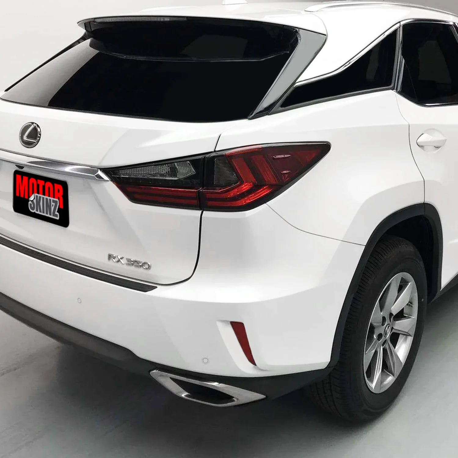 tsreverse35p3_8e591d64-1816-4504-87e8-43ecf3359ca6 - SlickMod