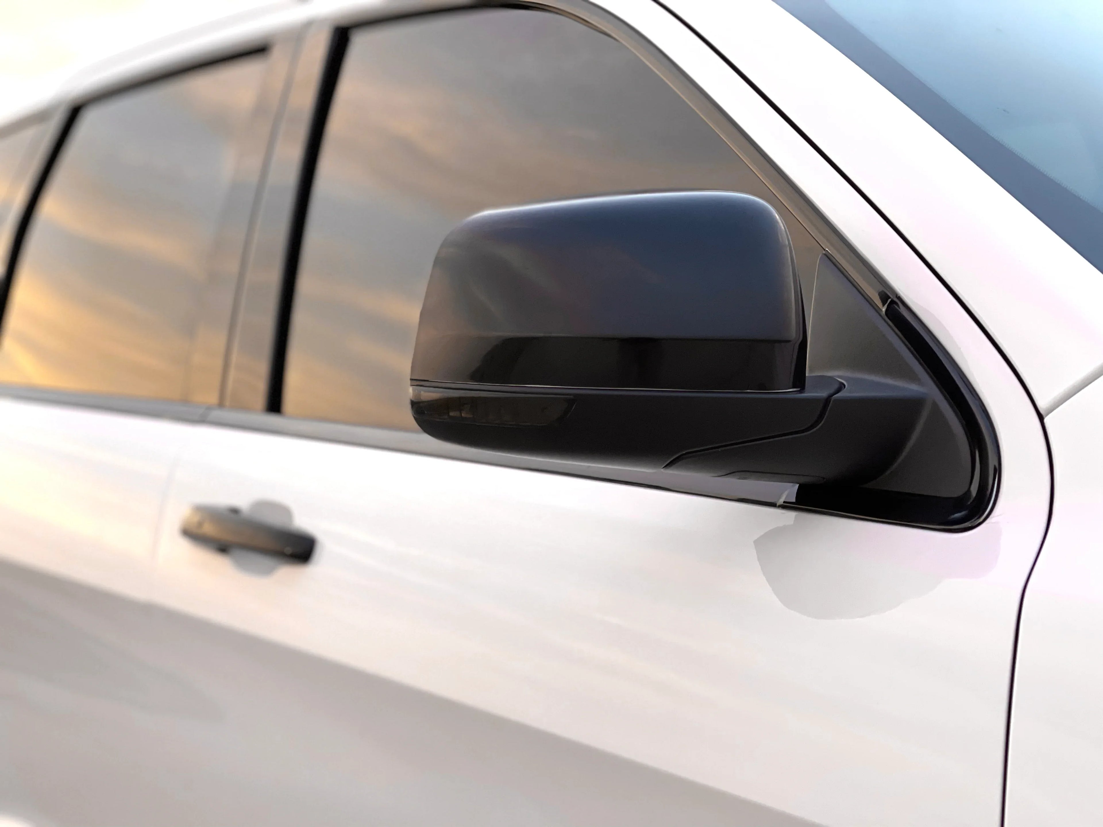 2014-2021 Jeep Grand Cherokee | Mirror Turn Signal PreCut Tint Overlays