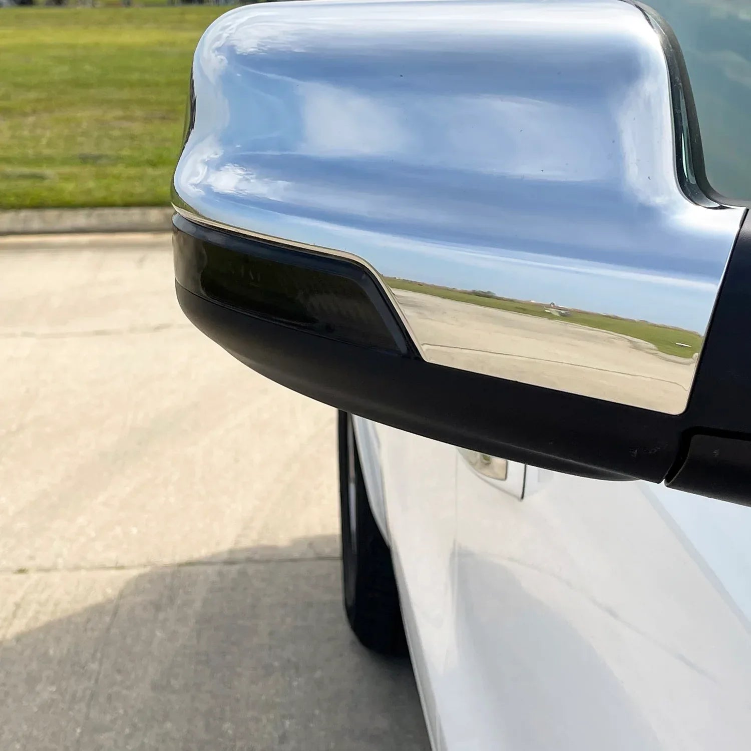 2019-2022 Dodge Ram 1500 | Mirror Turn Signal PreCut Tint Overlays