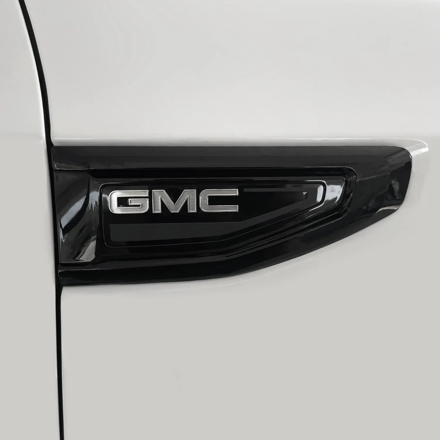 2021-2023 GMC Yukon | Fender Vent Trim Chrome Delete PreCut Vinyl Wrap