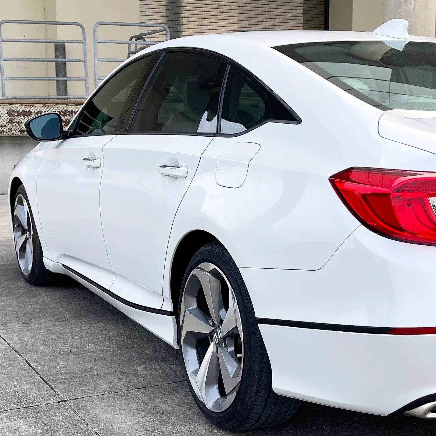 2018-2022 Honda Accord | Window Trim Chrome Delete PreCut Vinyl Wrap