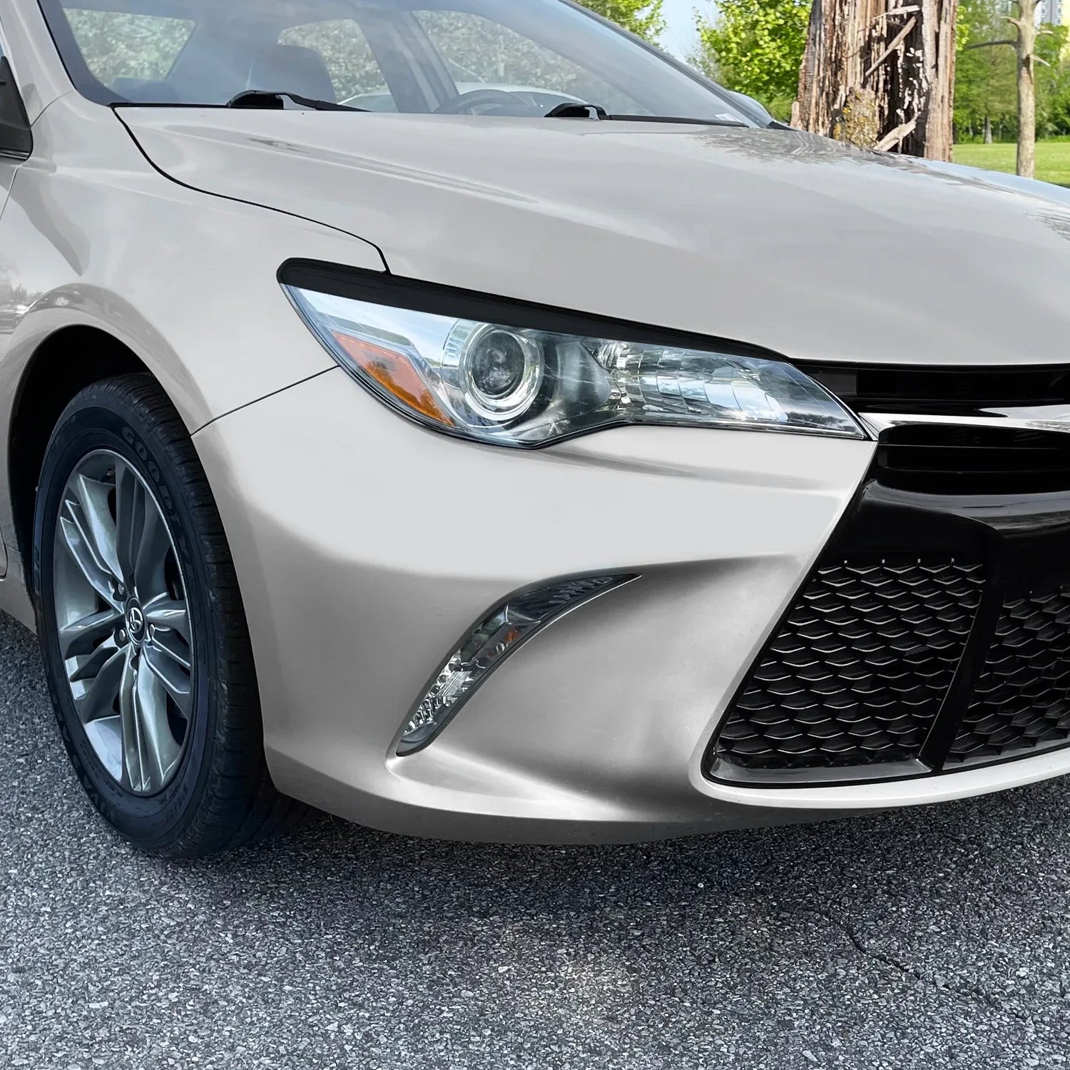 2015-2017 Toyota Camry | Headlight Eyelid PreCut Vinyl Overlays