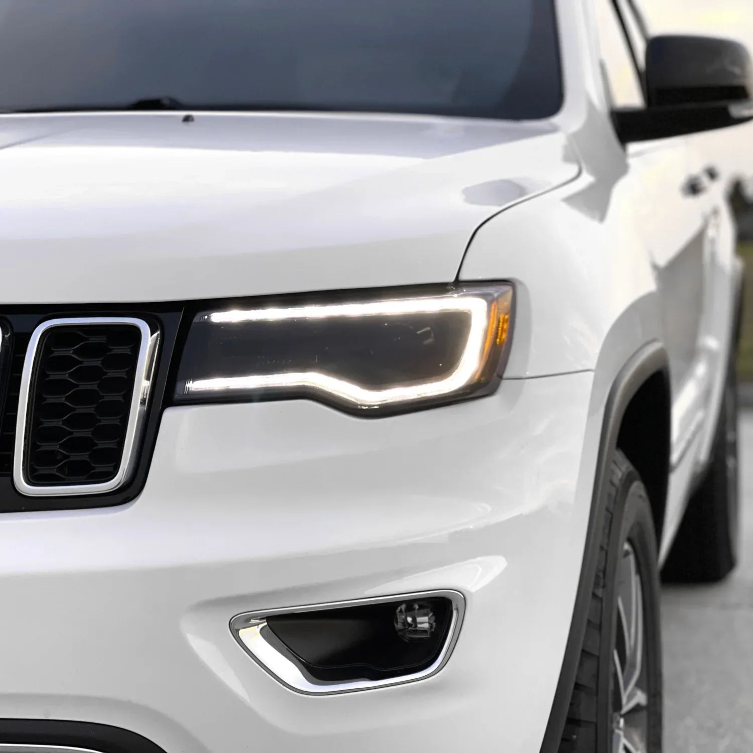 2014-2021 Jeep Grand Cherokee | Headlight Cutout PreCut Tint Overlays
