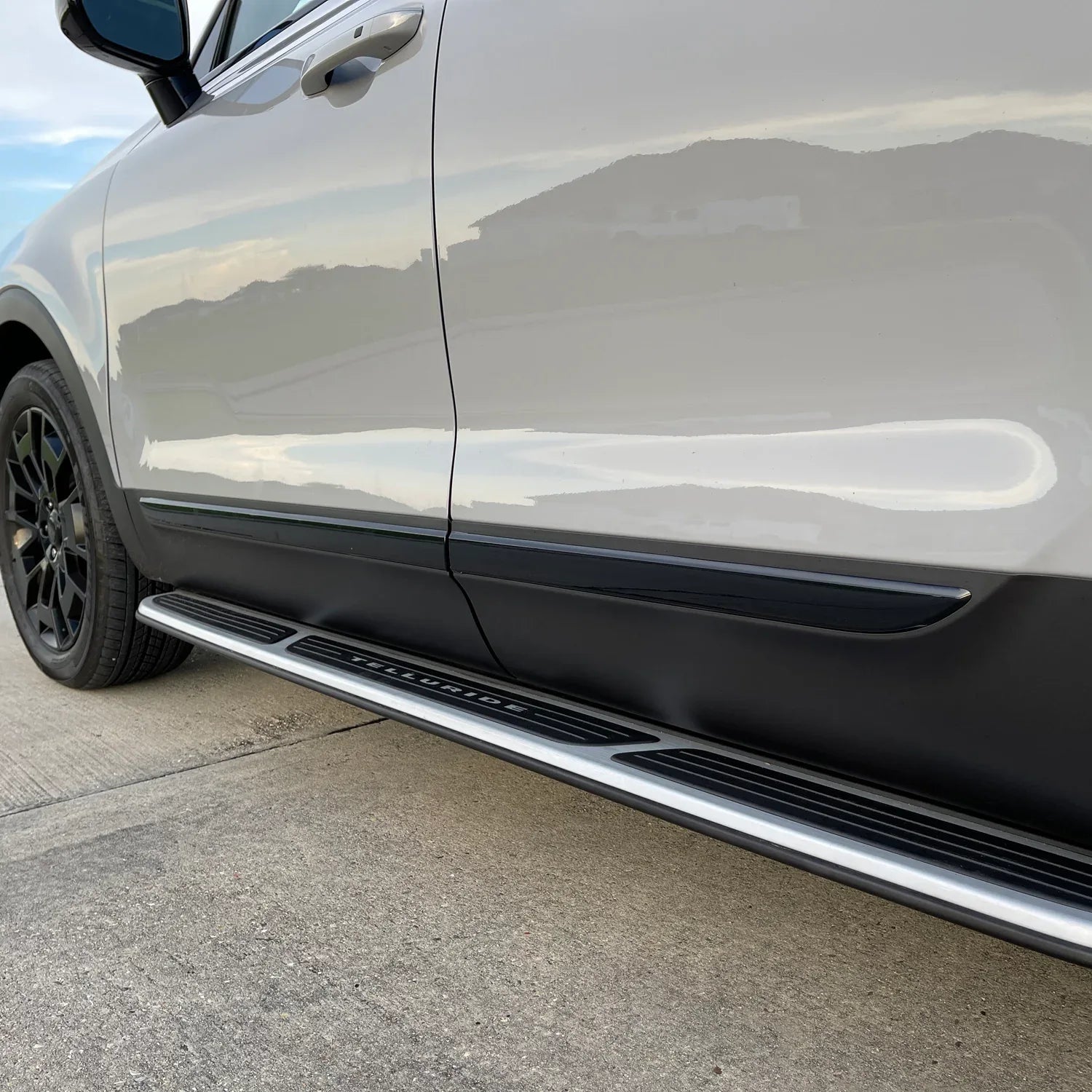 2020-2023 Kia Telluride | Door Molding Trim Chrome Delete PreCut Vinyl Wrap