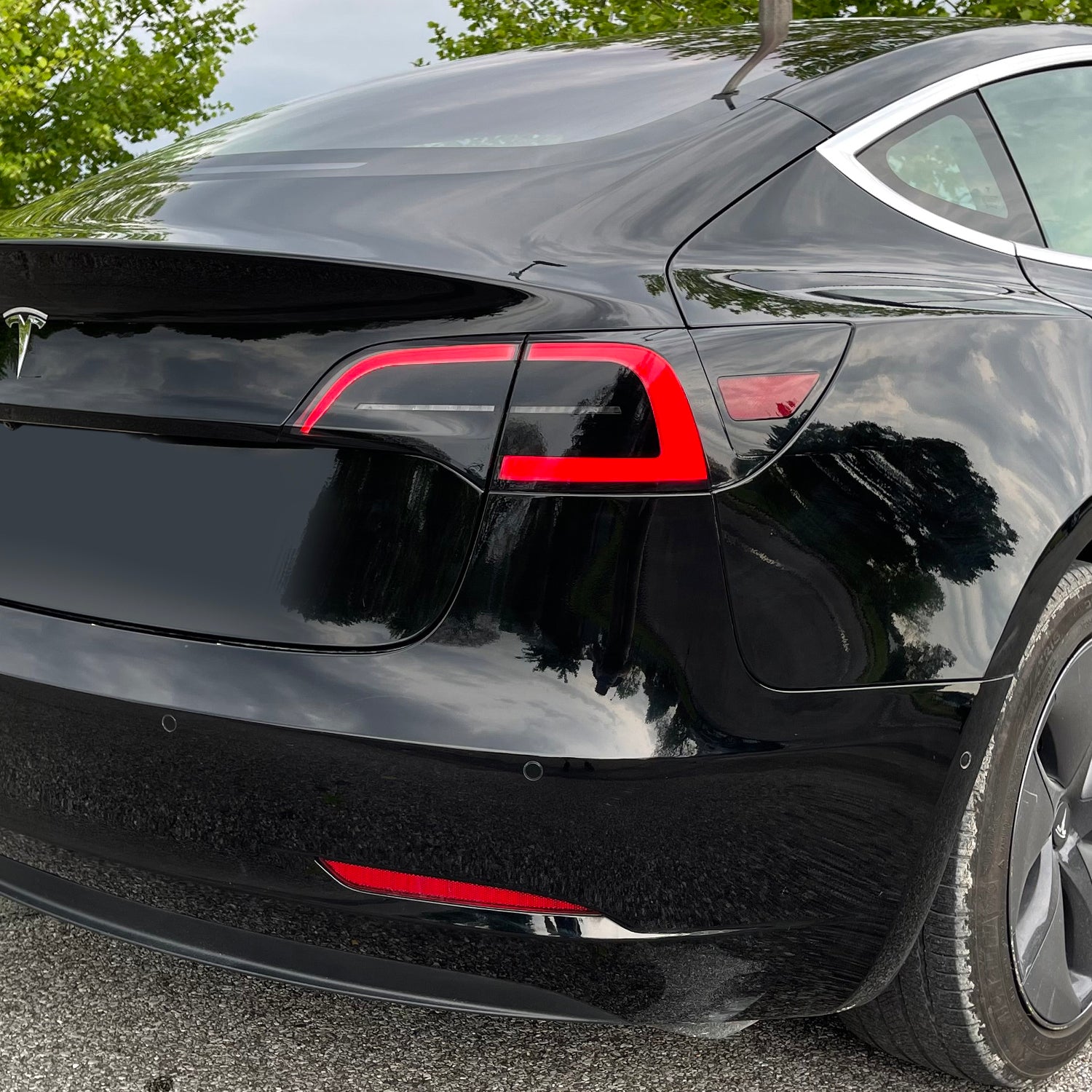 2020-2025 Tesla Model Y | Turn Signal & Reverse Light Cutout PreCut Tint Overlays