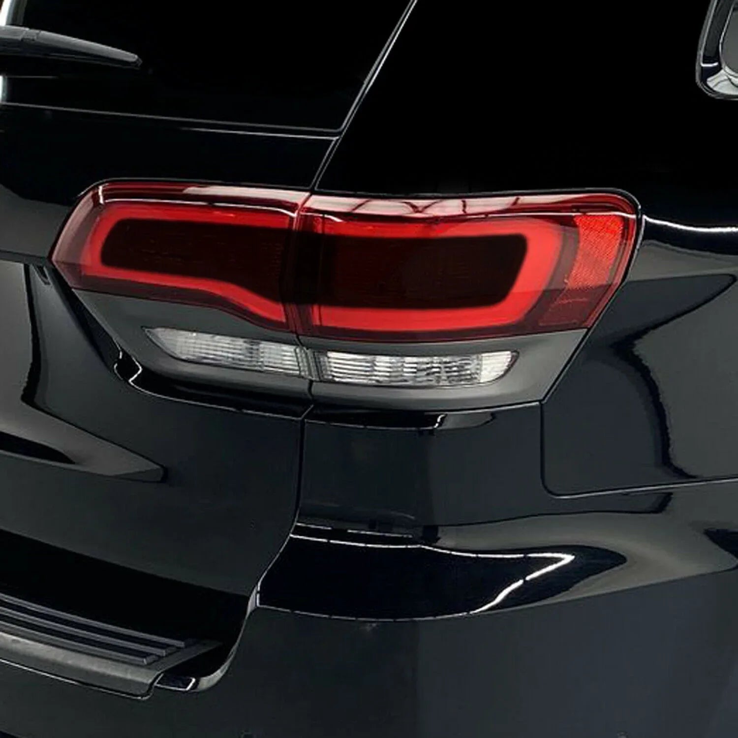 2014-2021 Jeep Grand Cherokee | Tail Light Cutout PreCut Tint Overlays