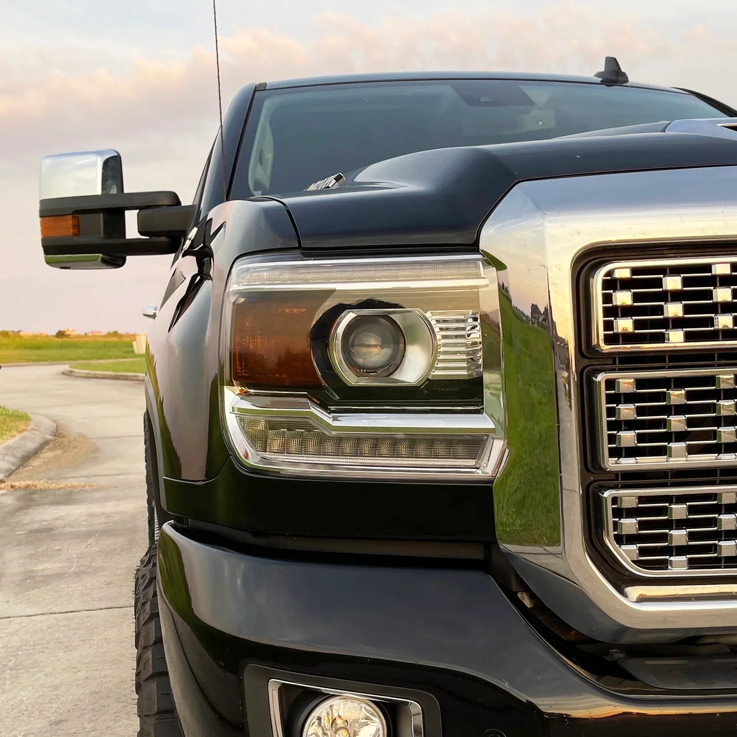 2014-2015 GMC Sierra 1500 | Headlight Side Marker PreCut Tint Overlays