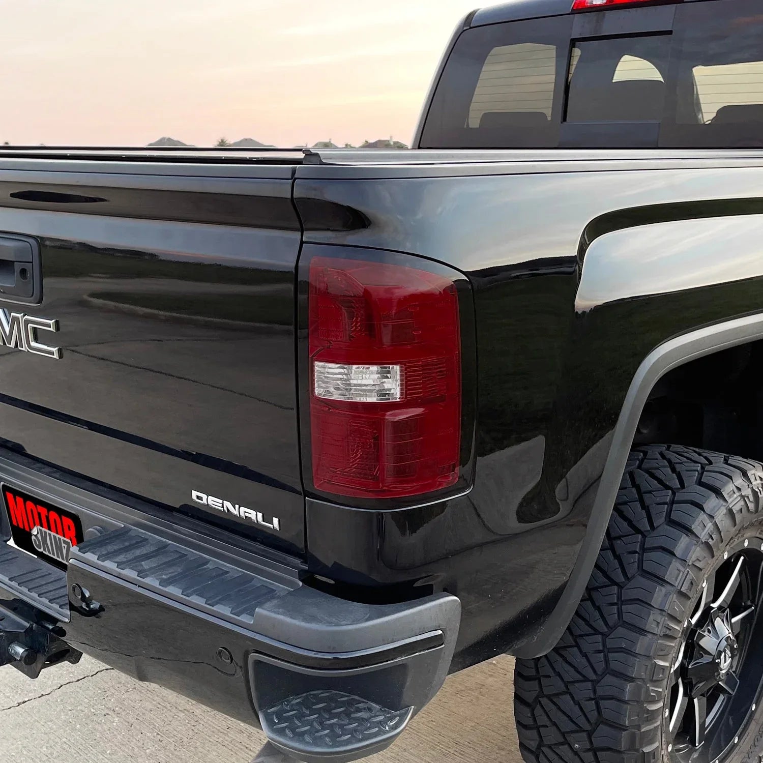 2015-2019 GMC Sierra 2500 / 3500 | Tail Light Cutout PreCut Tint Overlays