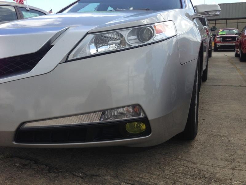 Driver Side Front Bumper Fog Light & Outer Lower Grille For 2004-2006 Acura TL – Black