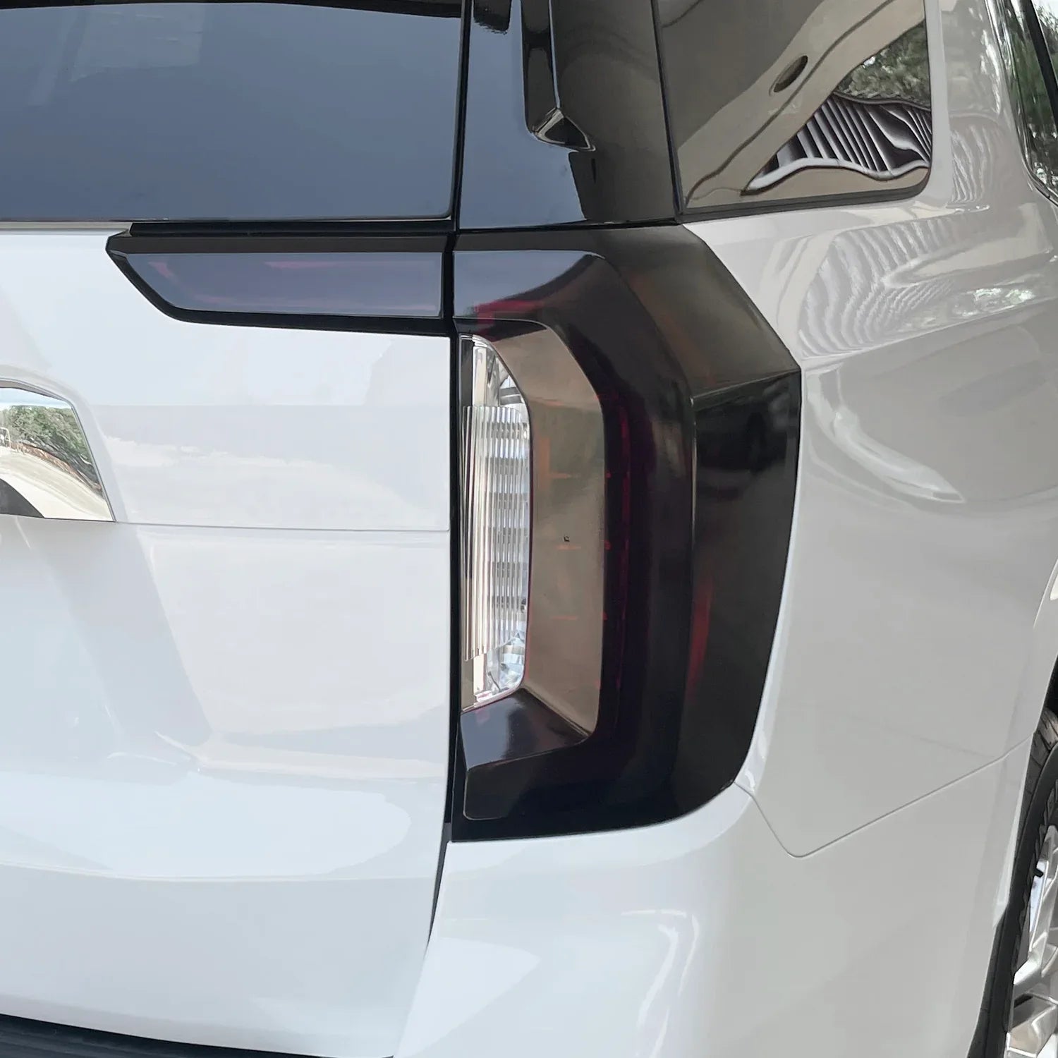 2021-2023 GMC Yukon | Tail Light Cutout PreCut Tint Overlays
