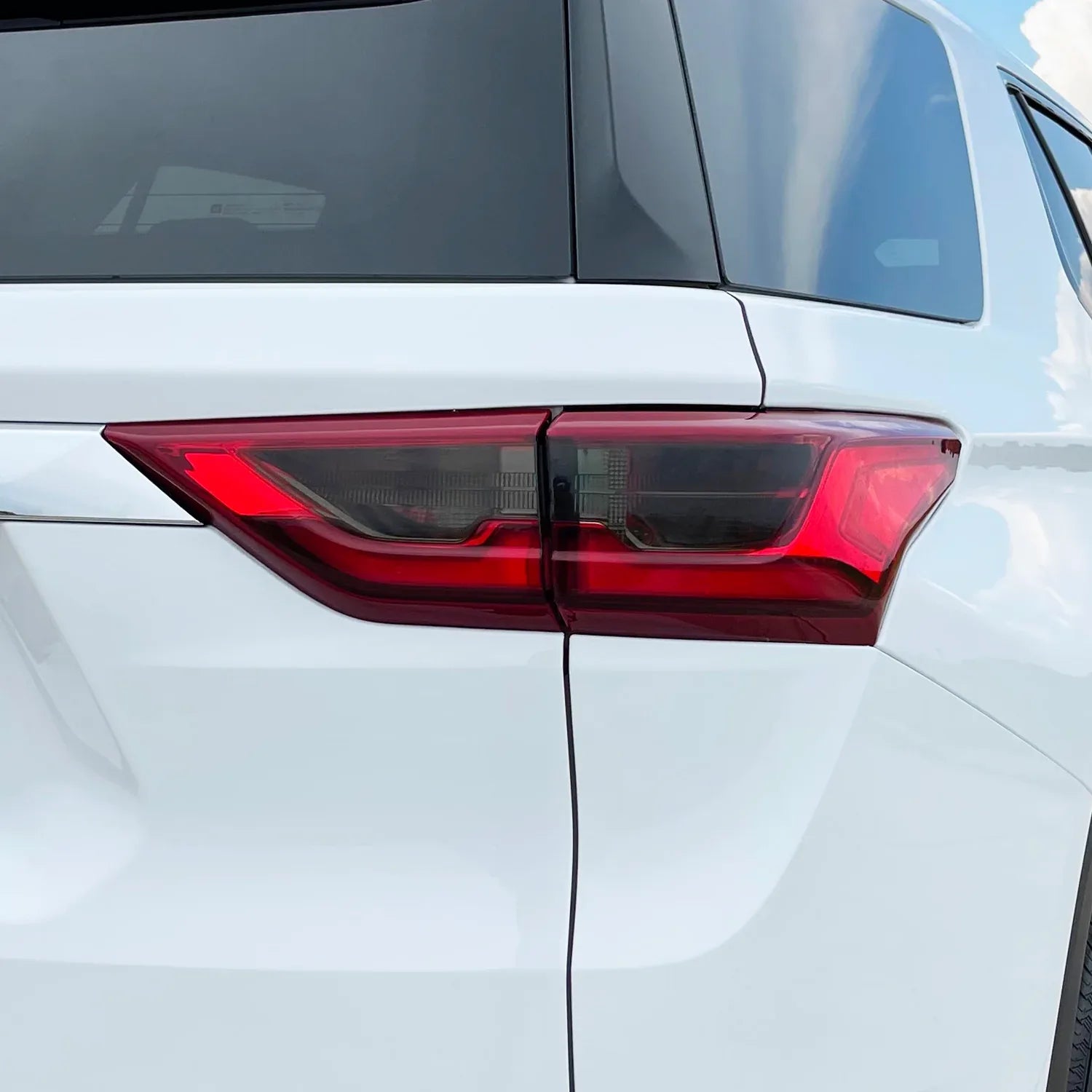 2018-2021 Chevrolet Traverse | Turn Signal & Reverse Light PreCut Tint Overlays
